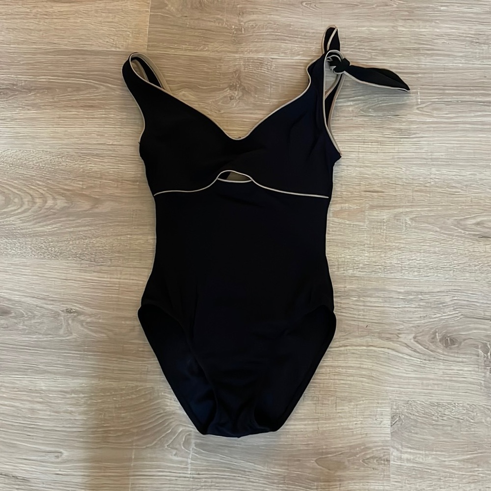 Size 6 black ladies swimsuit bow on one shoulder